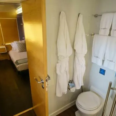 Hotel na wodzie Lovebird